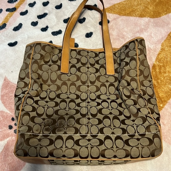 Vintage authentic Coach shoulder bag - Picture 3 of 11